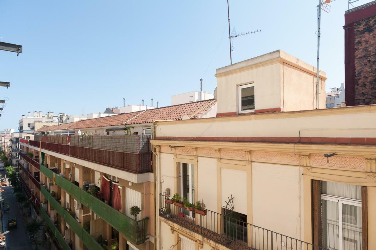Апартаменты Basic Platja Барселона Экстерьер фото